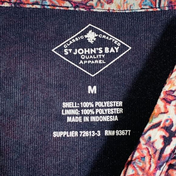 St. John’s Bay Abstract Quarter Button Blouse Size Medium Women’s - Picture 6 of 7